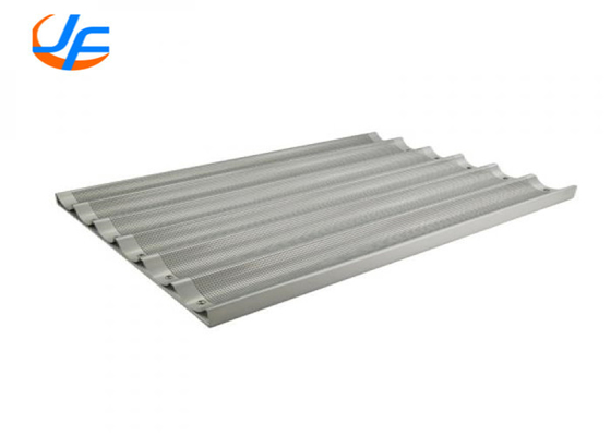 RK Bakeware Chine 6 flûtes en aluminium Pane à baguette 18 &quot;x 26&quot; vitrée