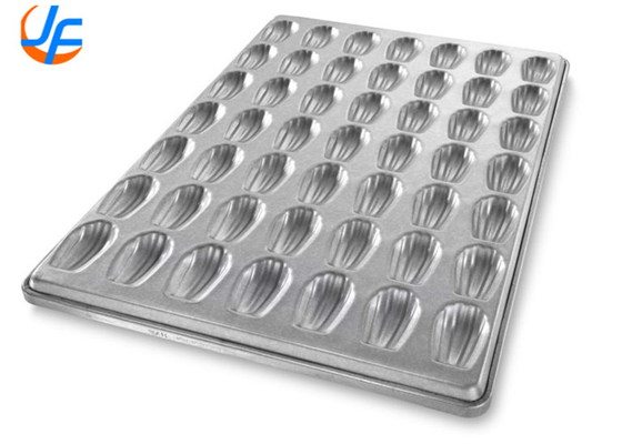 RK Bakeware Chine-Chicago Métallique 25400 Glacé Aluminisé en acier Madeleine Pan Mini Star spécialité gâteau