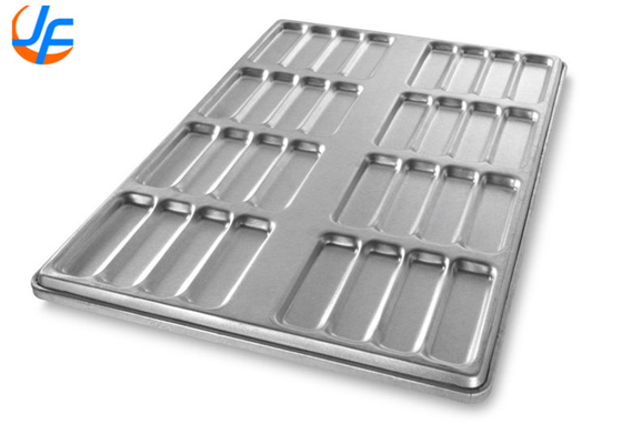RK Bakeware Chine-52435 Panneau à hot-dog en acier en aluminium 18 moisissure