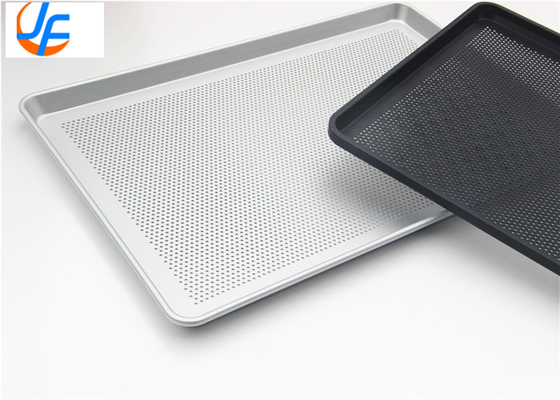 RK Bakeware China Foodservice plateaux de cuisson perforés en aluminium, 600 x 400 mm plaque en aluminium