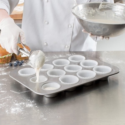 RK Bakeware Chine-12 Compartement à flûte 1,5 mm Muffin Pâtisserie glacée en acier aluminé