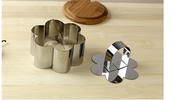 RK Bakeware China Foodservice NSF Mini Cuisine gâteau à la fleur en étain moules pour cuire, drôle SS Pasty Cake Ring