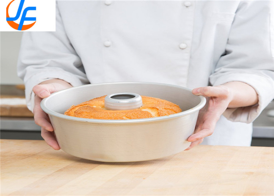 RK Bakeware Chine- Ronde de l'aluminium Chiffon moule de gâteau avec fond amovible taille personnalisée